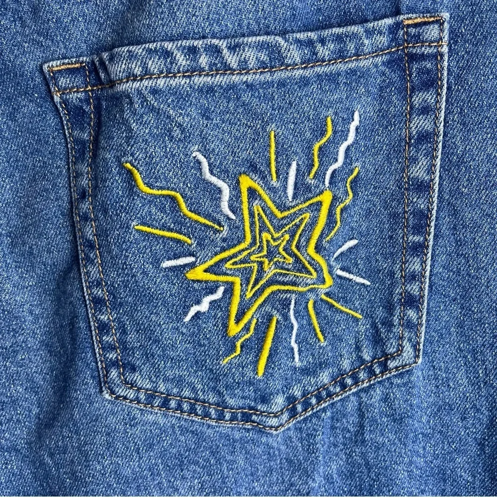 FOREVER 21 Embroidered Jeans